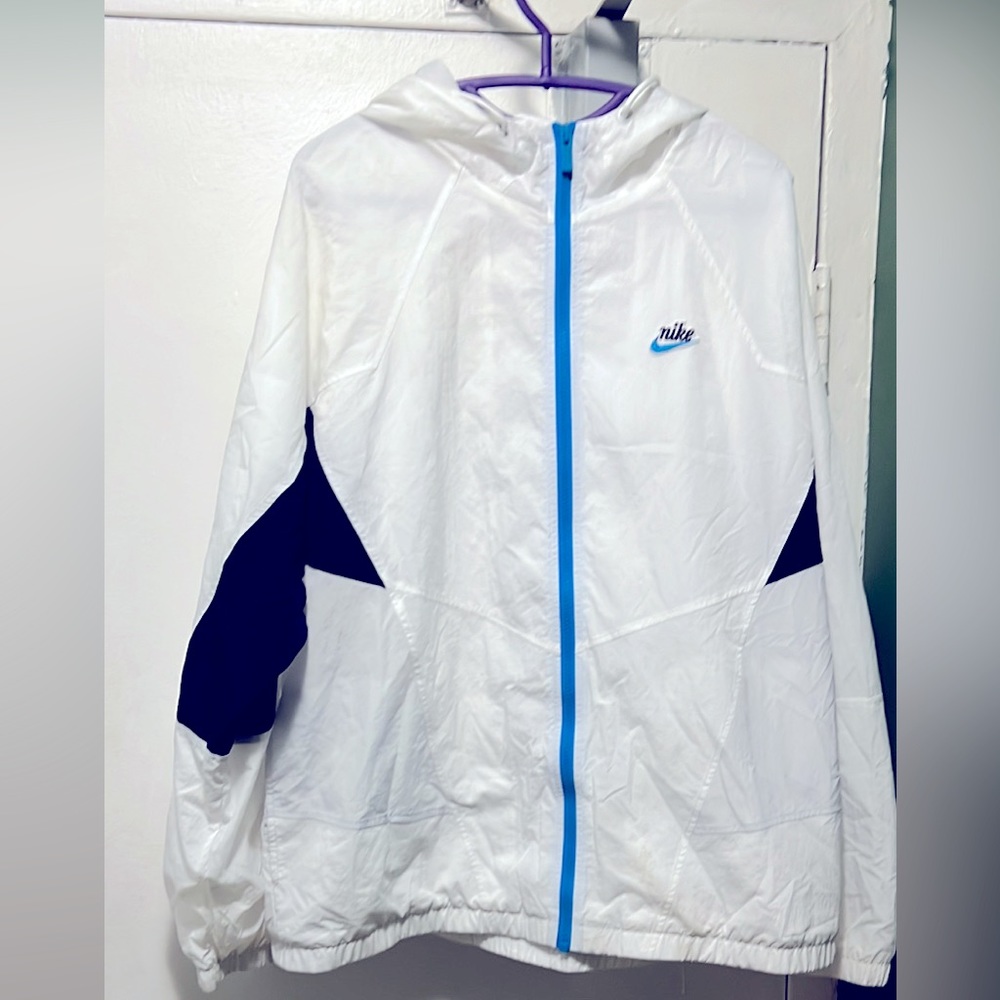 Nike wind breaker jacket